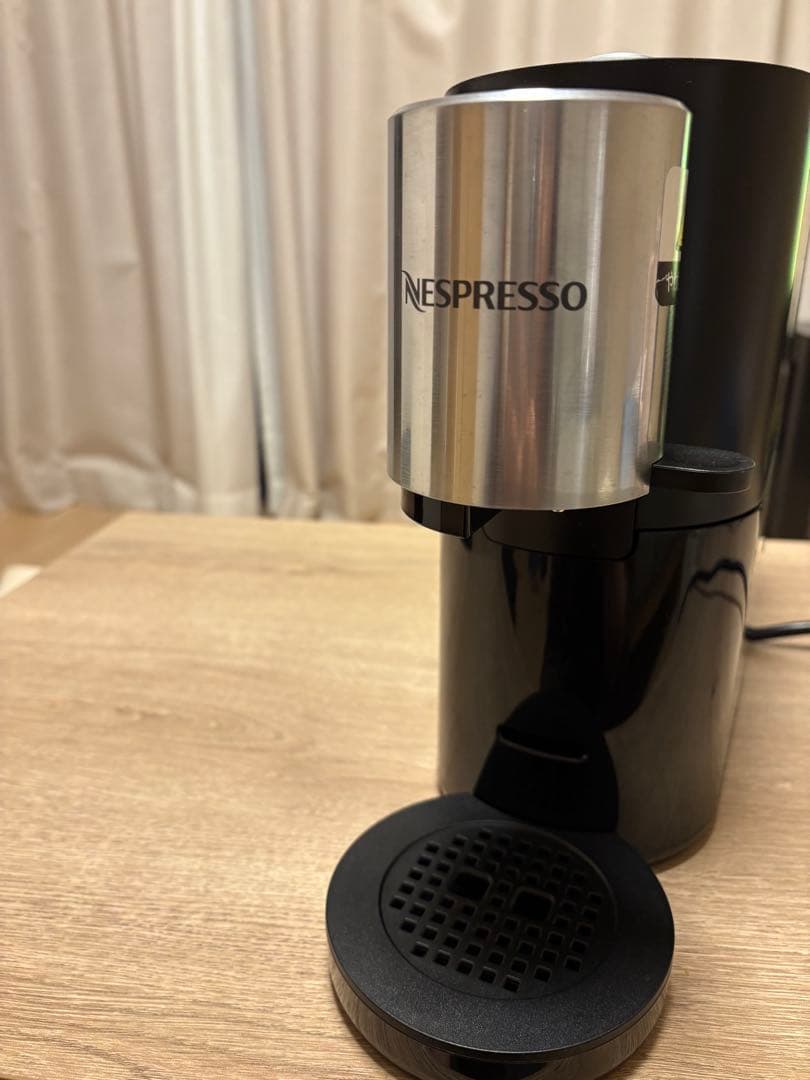 Nespresso ネスプレッソ　アトリエ　ミルクフォーマー有ヴューマグカップ有