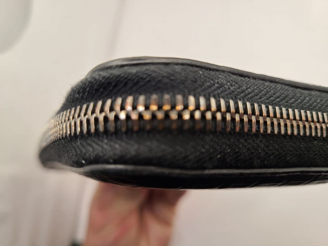 GIORGIO ARMANI　ジョルジオ・アルマーニ　長財布