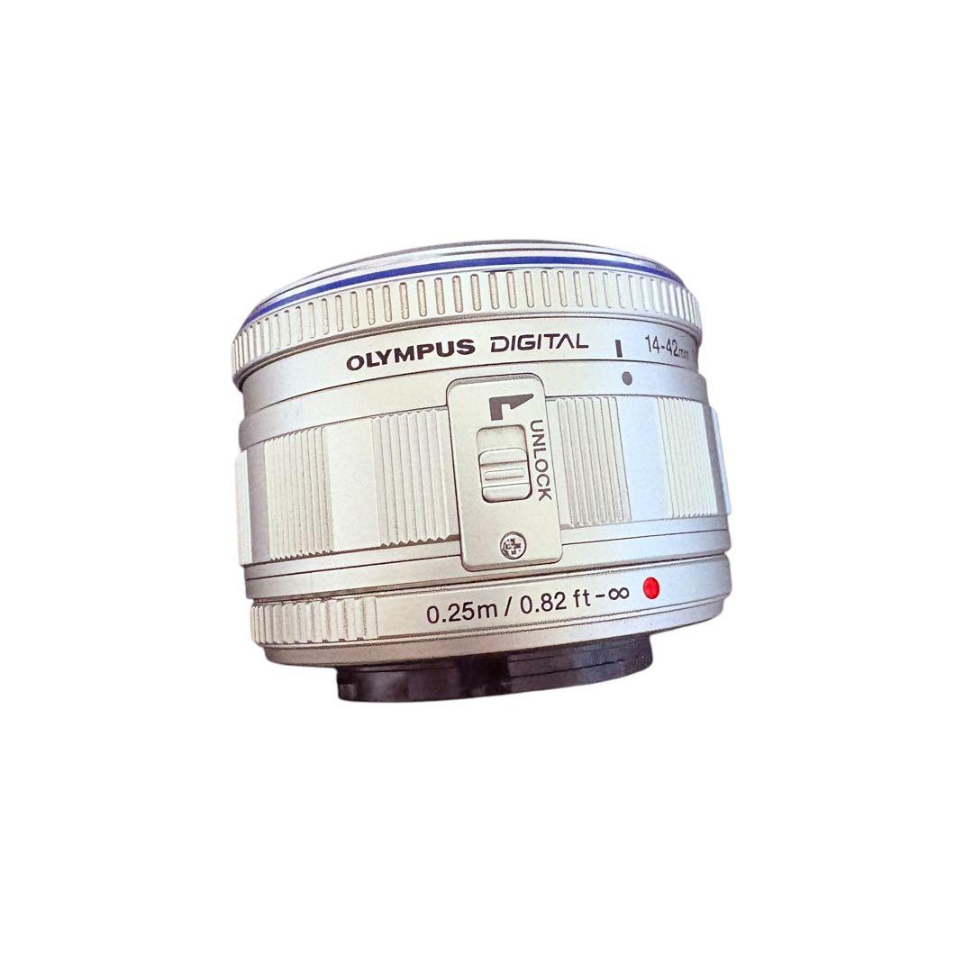 美品　付属品充実 OLYMPUS PEN E-PL1　ミラーレスカメラ　白