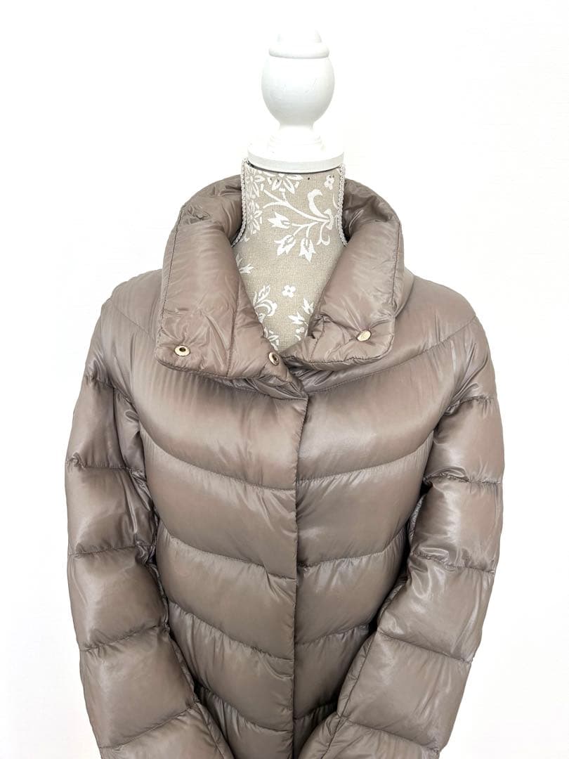 HERNO ヘルノ　ロングダウンジャケット　グレージュ　42サイズ レディースL