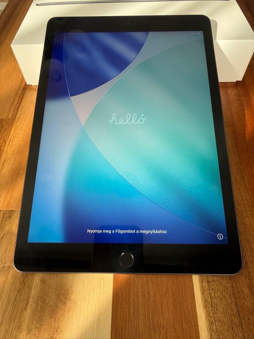 iPad 第9世代 64GB Wi-Fi 美品 箱・付属品未使用／初期化済