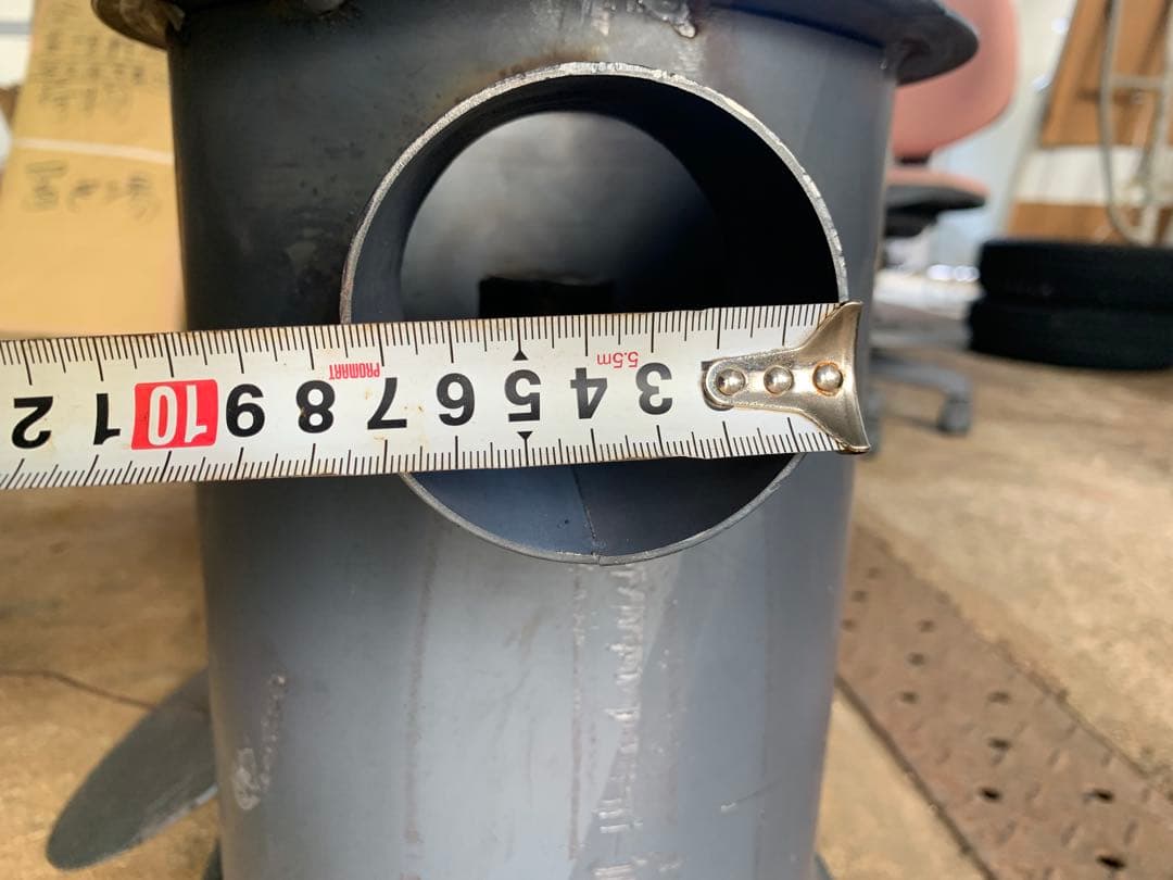 廃油ストーブ 煙突アダプタ付き80mm、100mm煙突使えます。オイルタンク