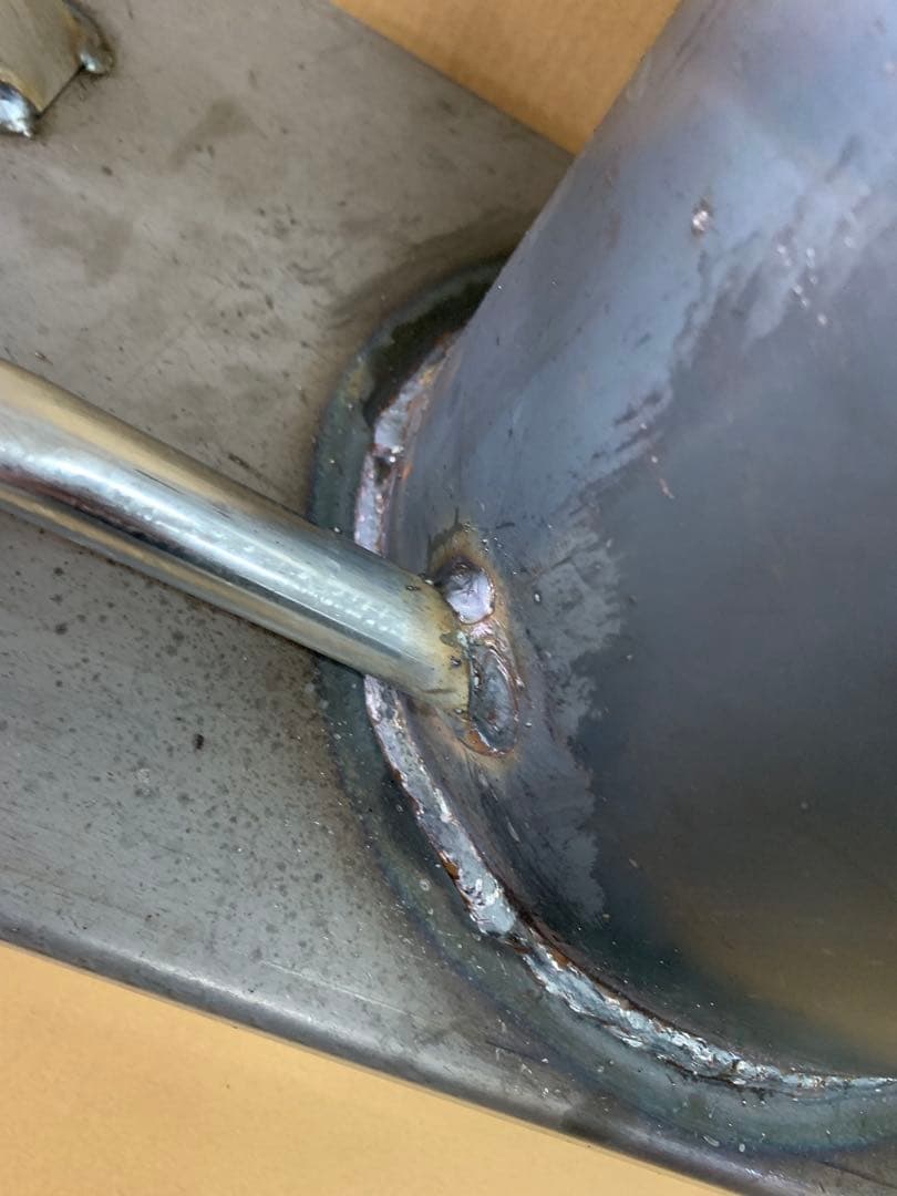 廃油ストーブ 煙突アダプタ付き80mm、100mm煙突使えます。オイルタンク