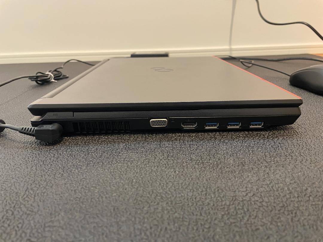 値下げ依頼歓迎　富士通　ノートパソコン Windows 11 （2019年製）