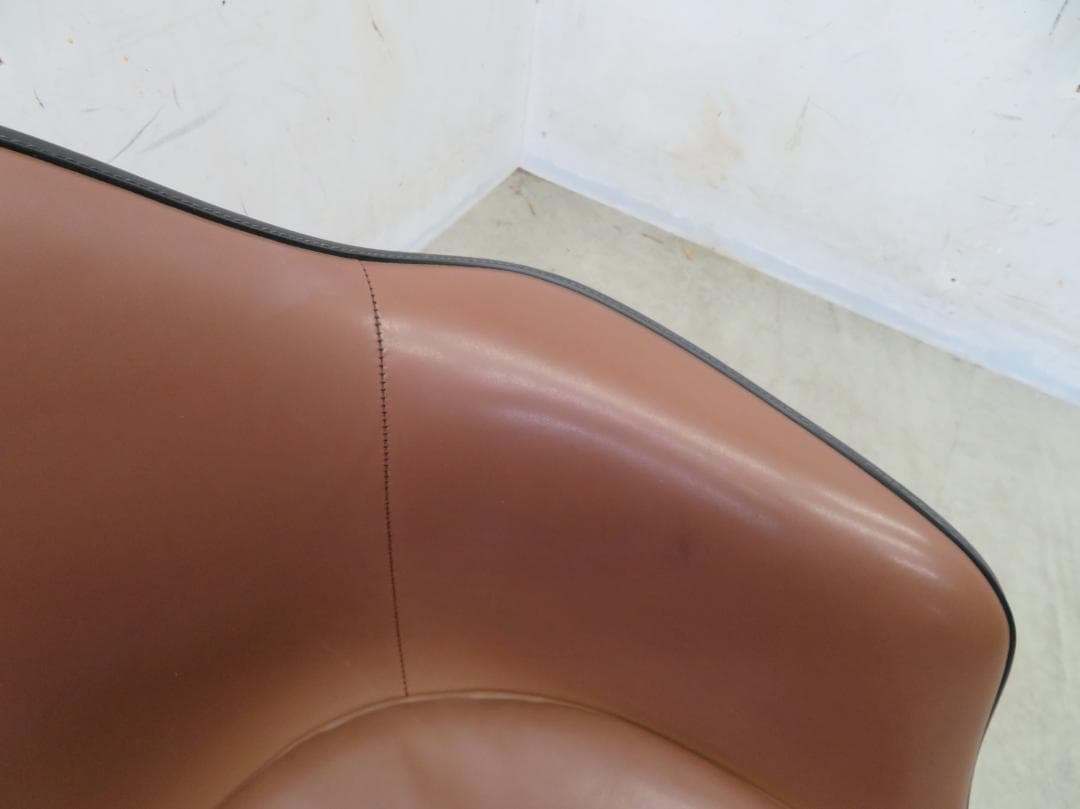 ハーマンミラー■ヴィンテージ■アームシェルチェア■ナウガレザー■FRP■イームズ