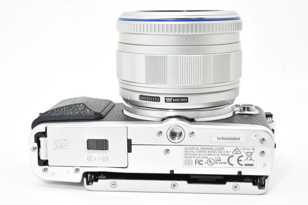 ★Wi-Fi対応★ OLYMPUS PEN E-PL7 レンズキット
