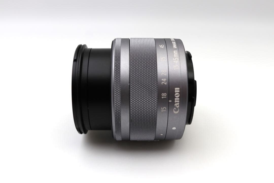 ☆美品【Canon】EOS Kiss M2 + 15-45mm キャノン