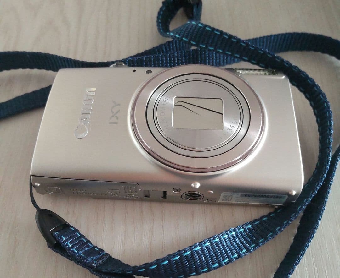 【美品】 Canon IXY 650 SL コンパクトデジタルカメラ シルバー