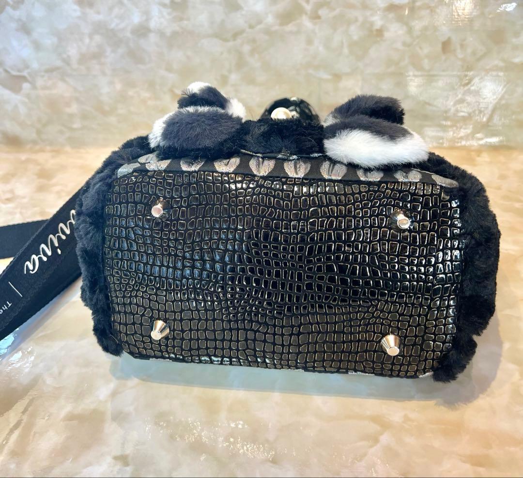 あ*き様 コヤンイサムチョン　ショルダー付き　サイドポケットバッグ　ブラックファ