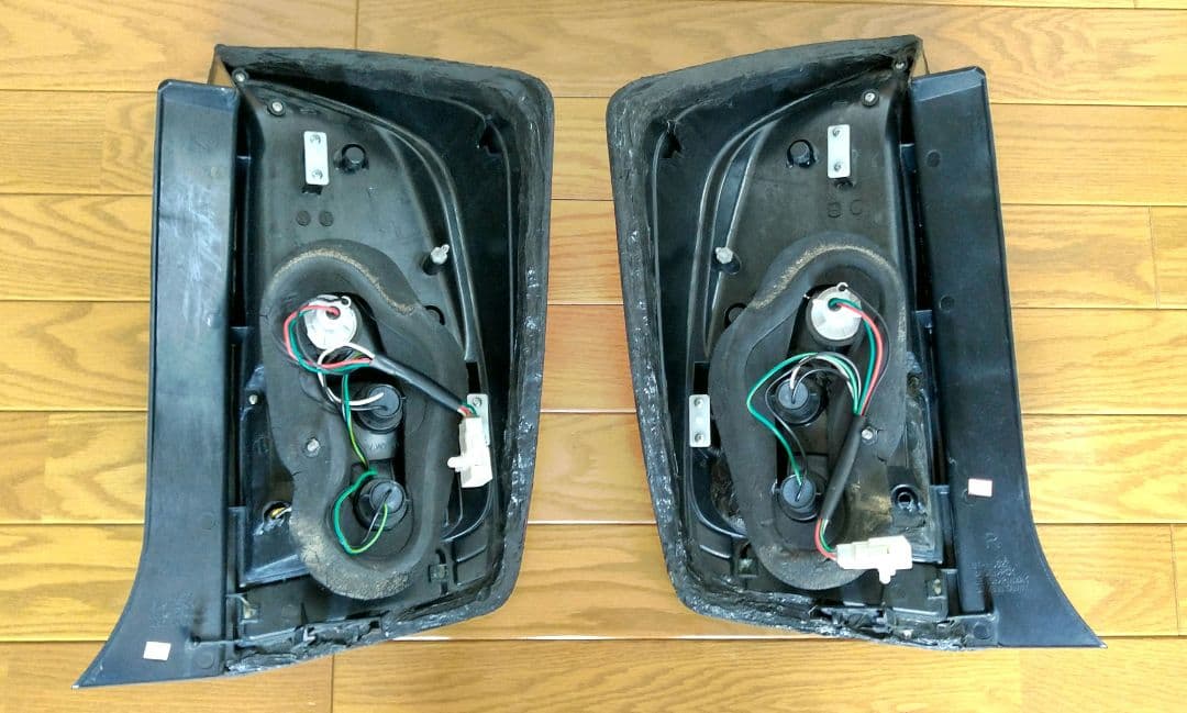 ZVW30 プリウス LED テールライト 左右セット