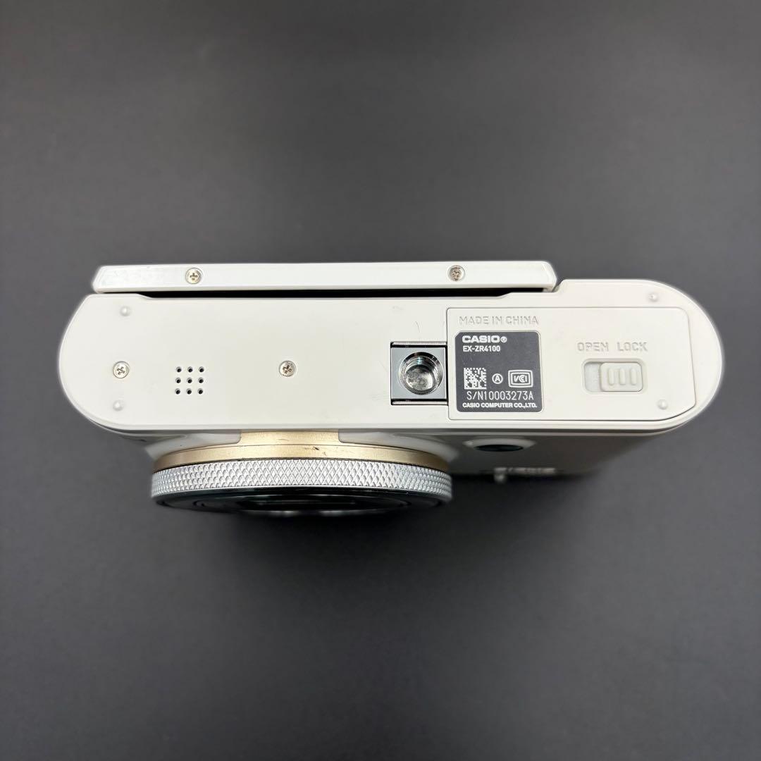 CASIO EXILIM EX-ZR4100 ホワイト Wi-Fi対応モデル