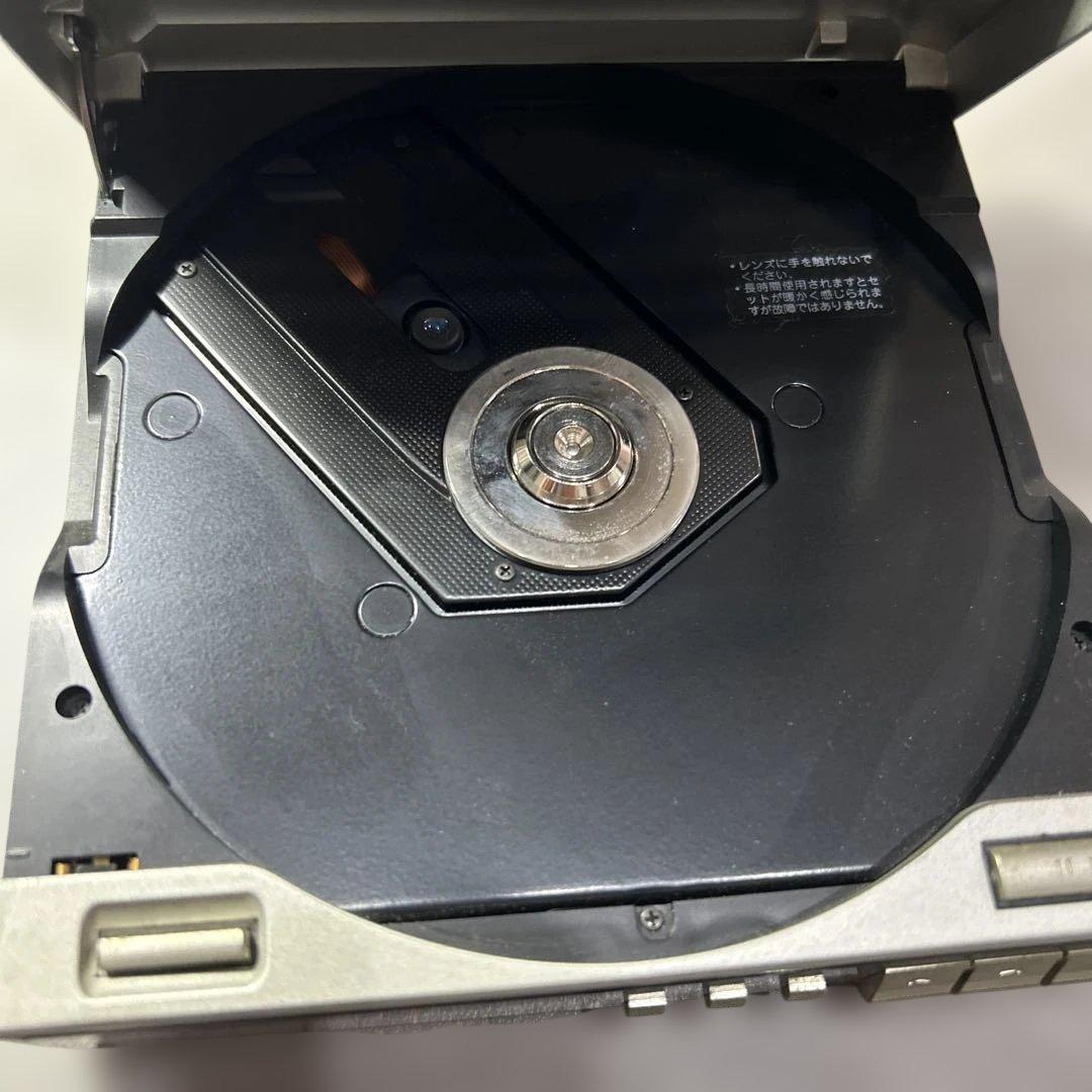 d*9様 携帯用CDプレーヤー Technics SL-XP7