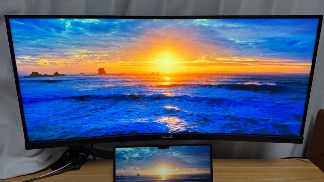 【美品】ASUS ウルトラワイドディスプレイ　35インチ　曲面　湾曲　WQHD