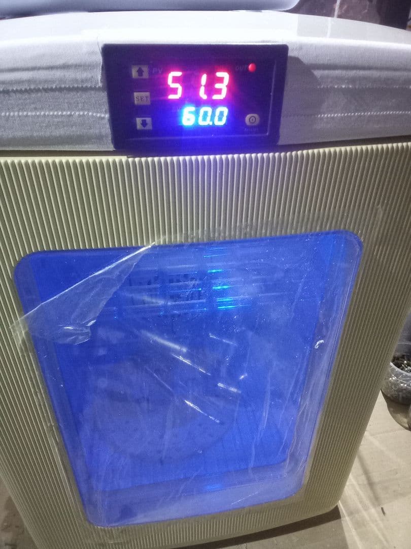 ポータブル冷温庫25リットル（修理改造）保温保冷切替　　ボウリングボール油抜きも