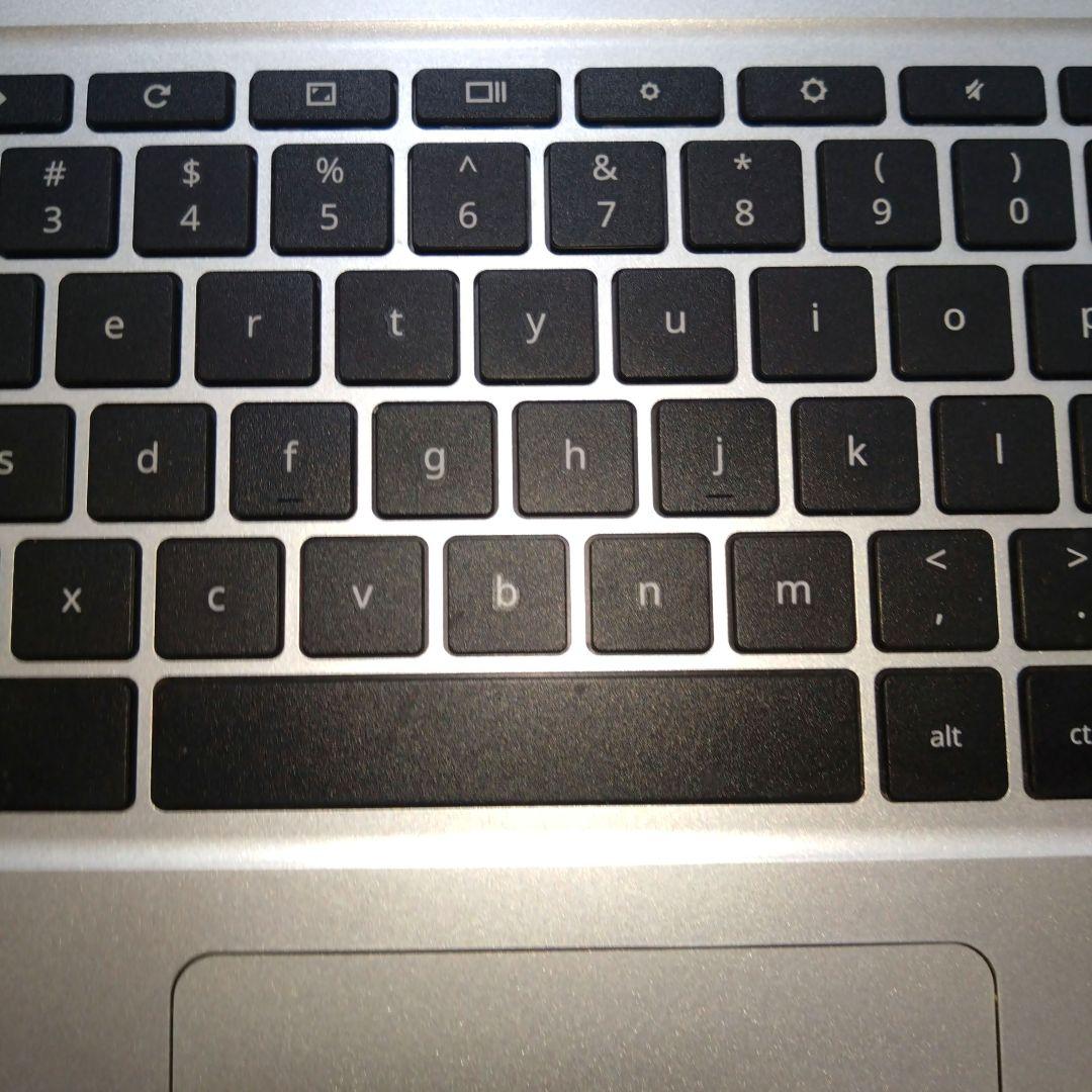 ASUS Chromebook c523na シルバー