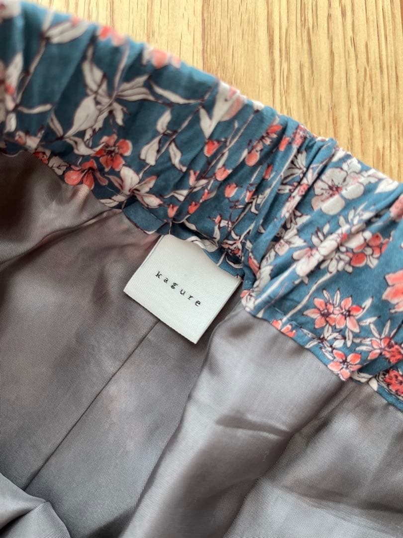 かぐれ　wander vgl リバティプリントスカート