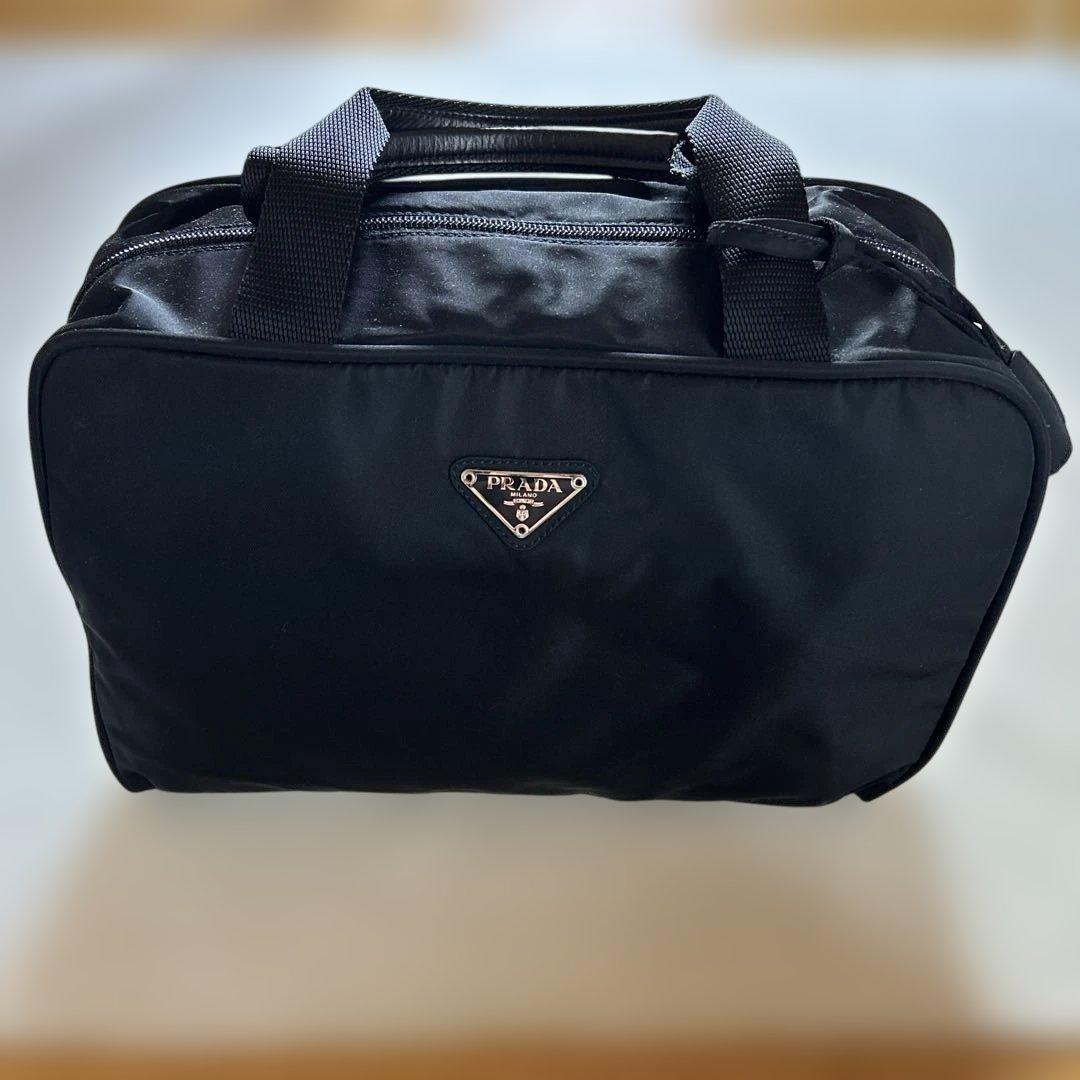 c*♡様 PRADA ブラック ナイロンボストンバッグ（鍵と南京錠付き）
