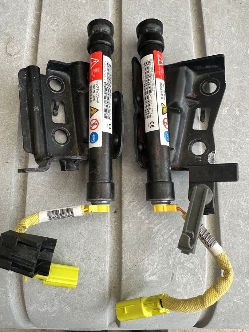 210クラウン　ポップアップフードassy