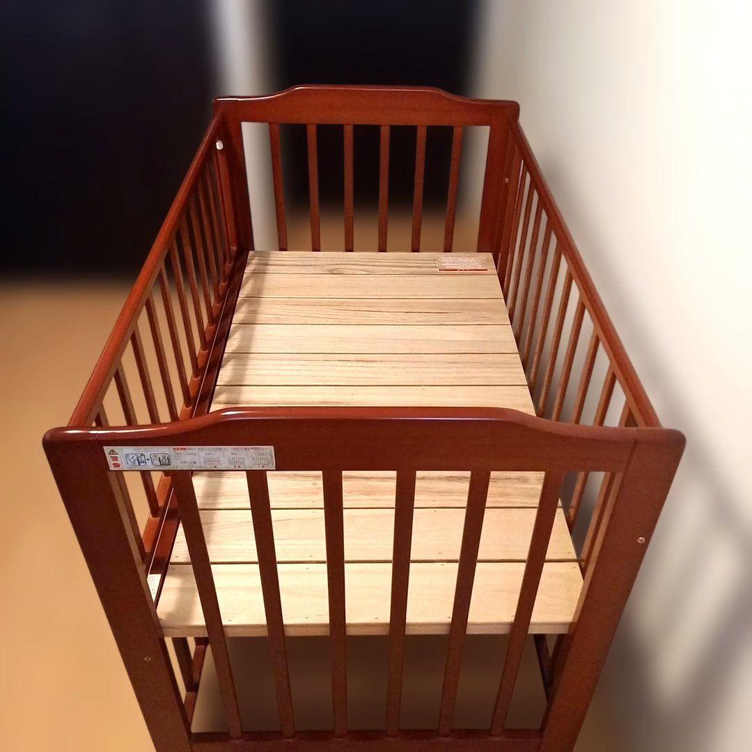 【送料込み匿名配送】KATOJIカトージ 木製ベビーベッド ブラウン 標準サイズ