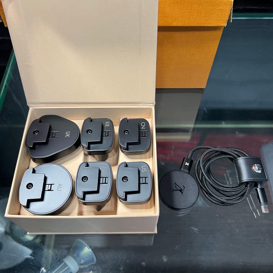 ルイヴィトン　タンブール ホライゾンQAD01Z C007155