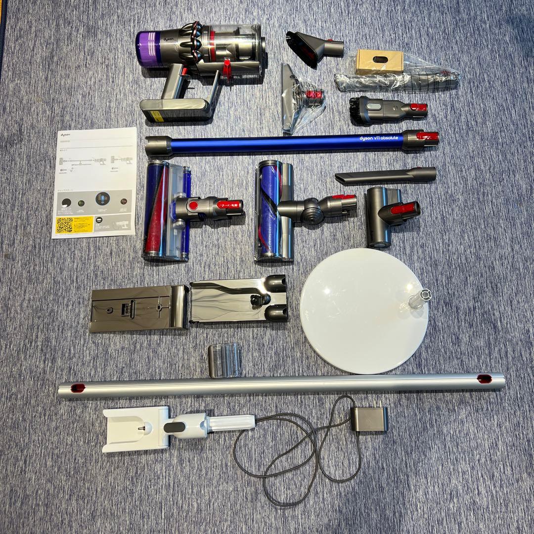 【ジャンク品】Dyson v11absolute 本体 アタッチメント 充電器付
