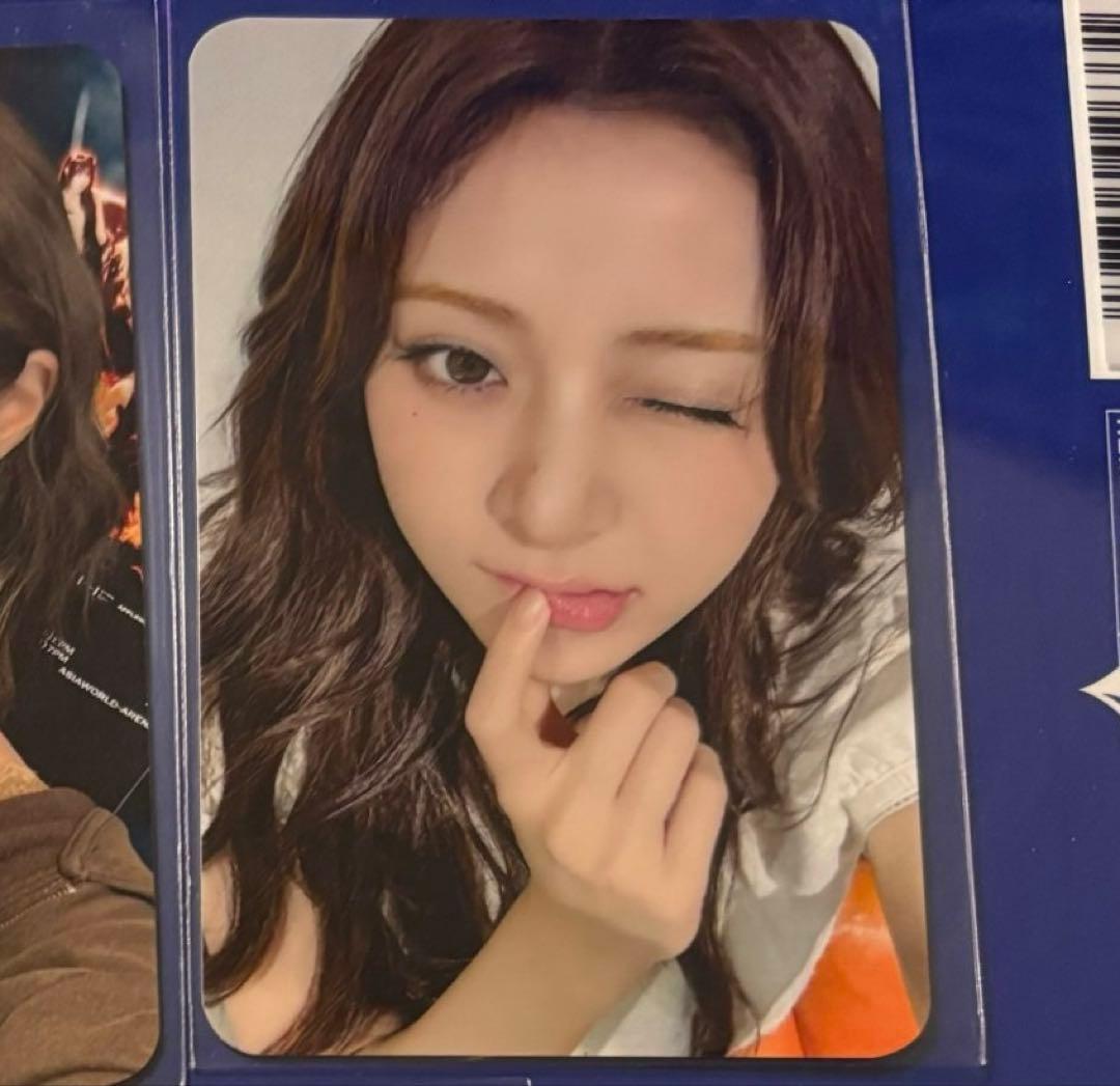 Le Sserafim HOT hello82 ユンジン　トレカ