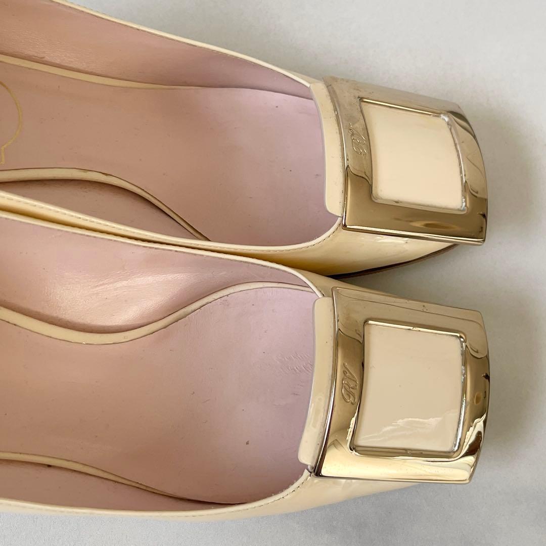 ロジェヴィヴィエ パテント パンプス トレヴィヴィエ チャンキーヒール35.5