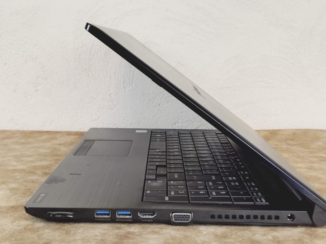 TOSHIBA Dynabook 第8世代CPU搭載15.6インチノート