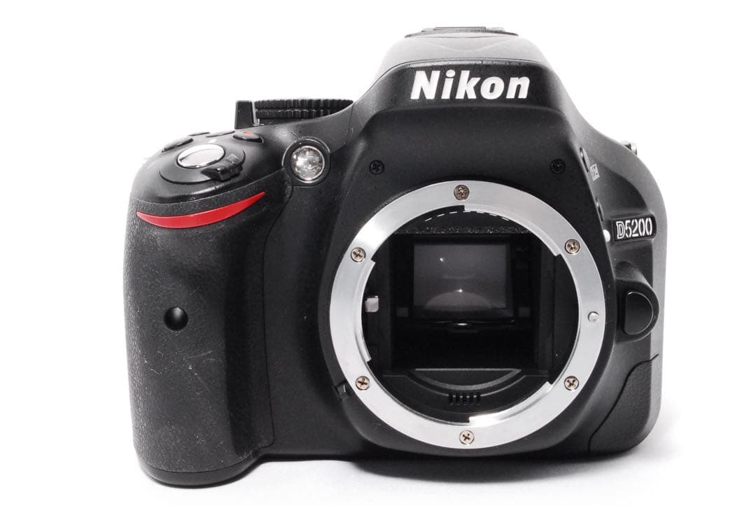 ❤️手ぶれ補正❤️Nikon D5200 Wレンズ❤️バリアングル液晶❤️一眼レフカメラ
