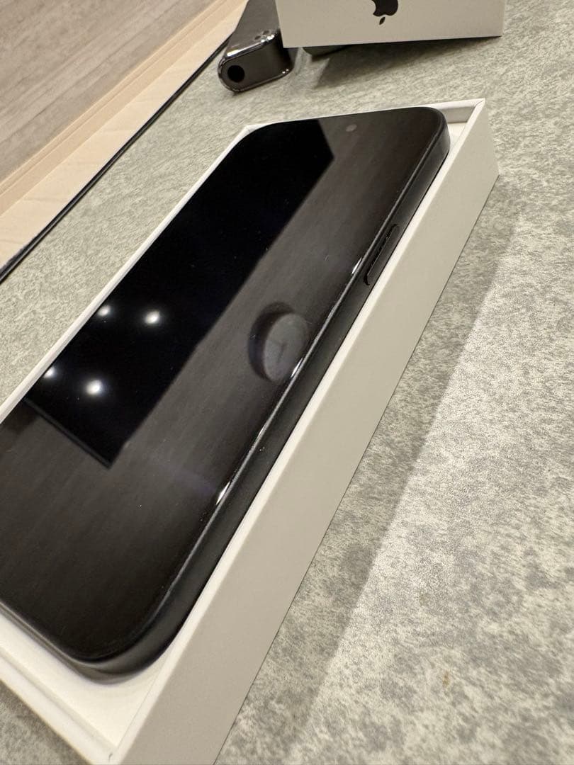 iPhone15 128GB ブラック