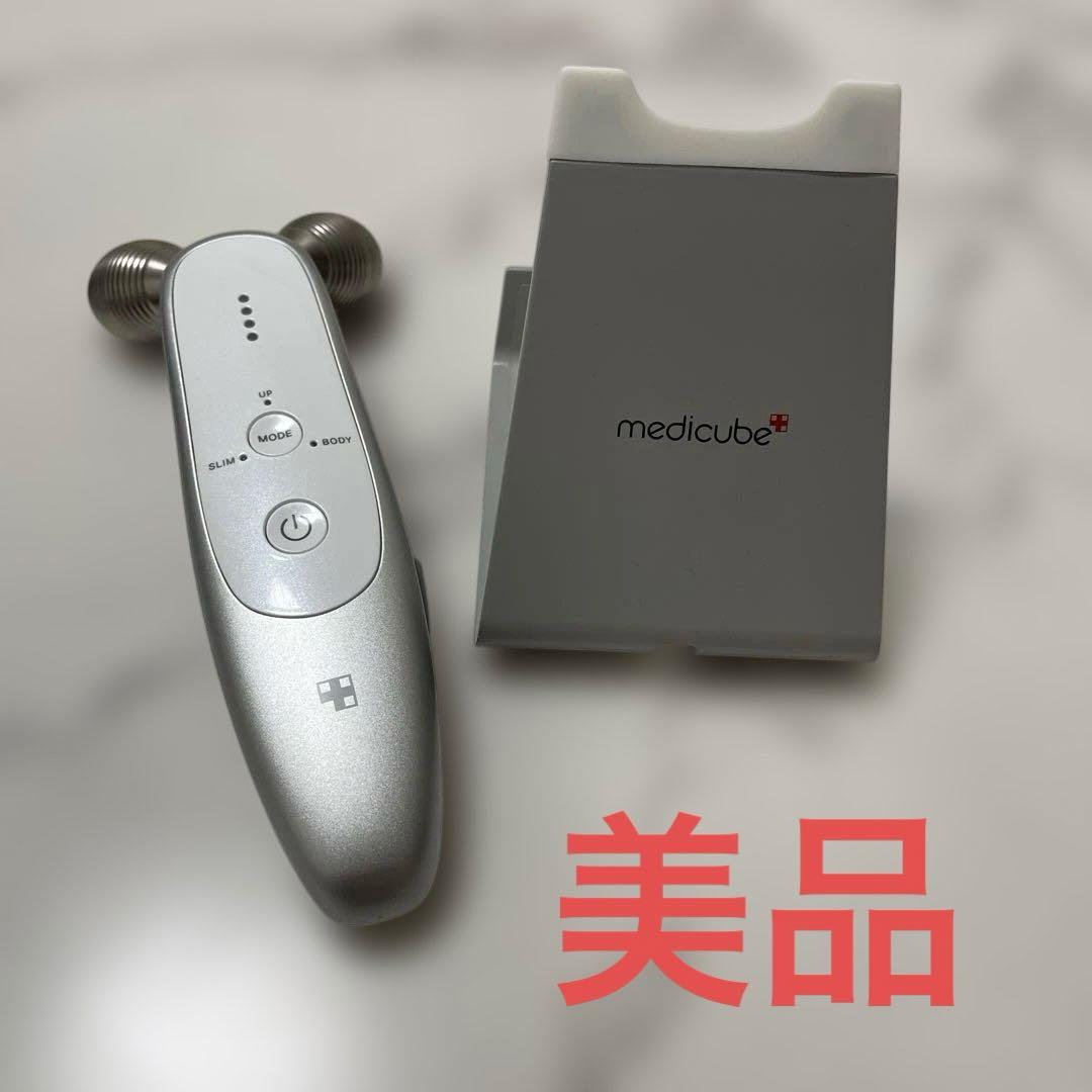 メディキューブ EMS美顔器ダーマショットME-AGE-R-01