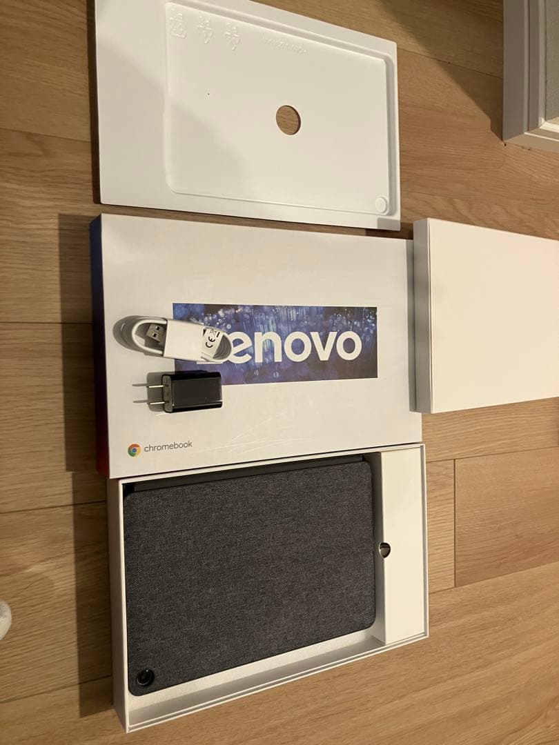 Lenovo Chromebook 本体 付属キーボード付き