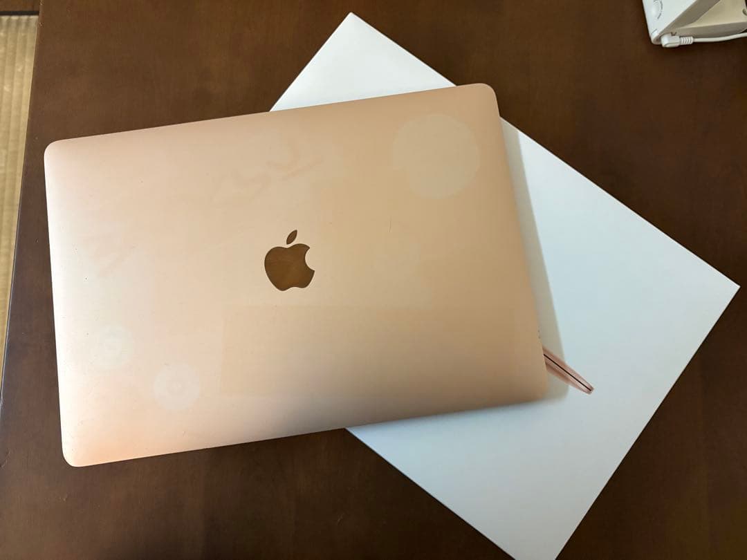 MacBook Air M1チップ搭載　13インチ