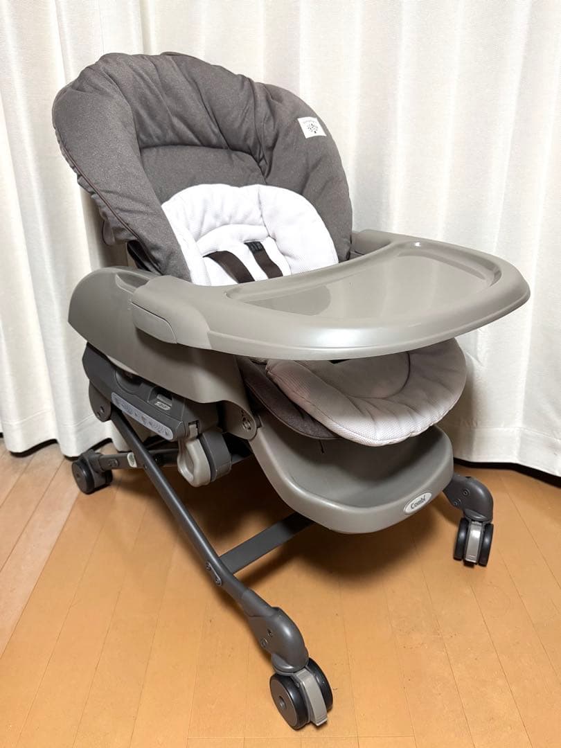 【美品✨】コンビ ネムリラ オートスウィング シンプライト 電動ハイローチェア