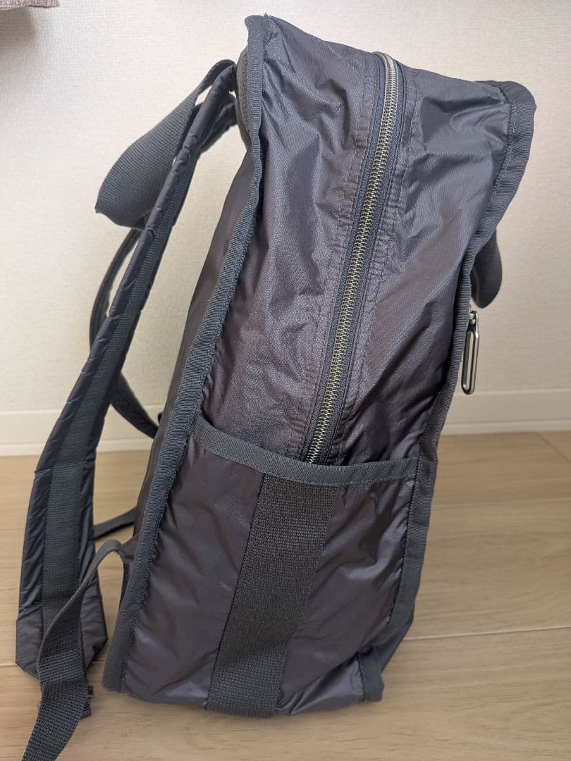 レスポートサック　エッセンシャル　アーバンバックパック　男女兼用