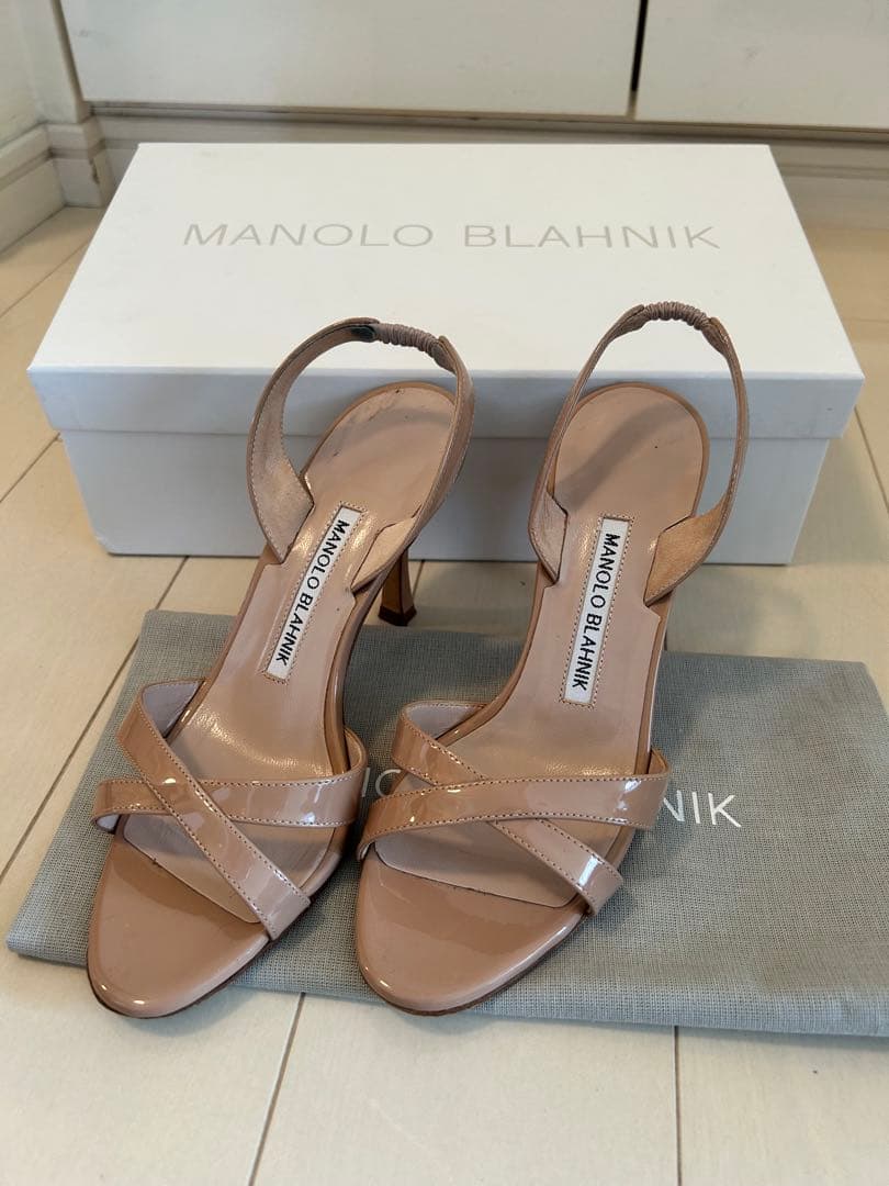 MANOLO BLAHNIK サーモンピンク　サンダル 35 ヒール8センチ