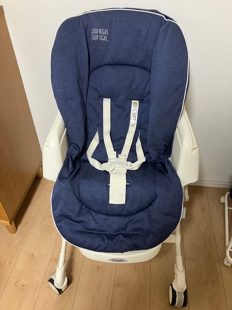 コンビ 電動ハイローチェア ネムリラ4キャス AUTO SWING lotta