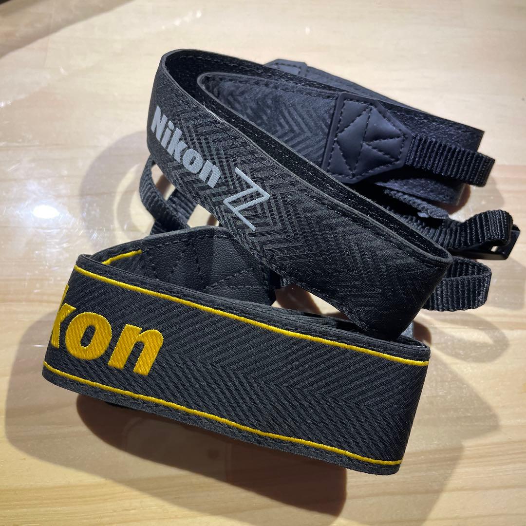 Nikon zfc ボディ(SDカード付)