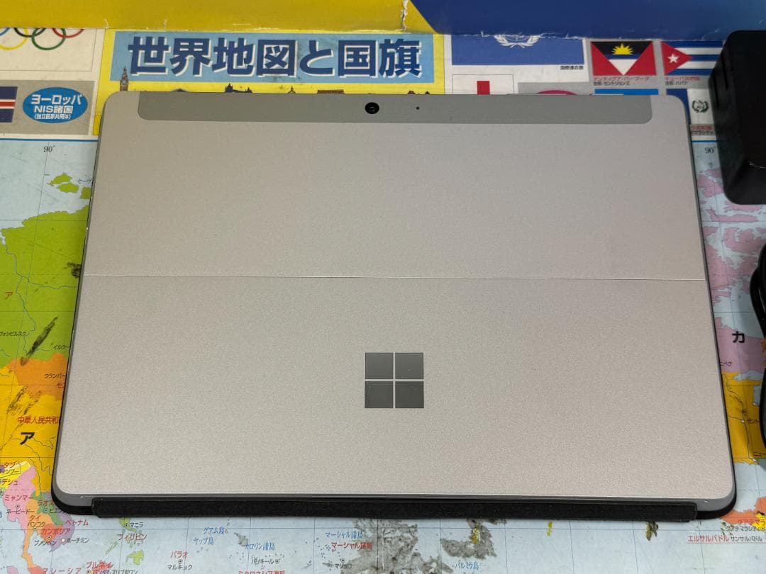 極美品 LTE Surface Go 2 10.5型 8GB キーボード 超軽量