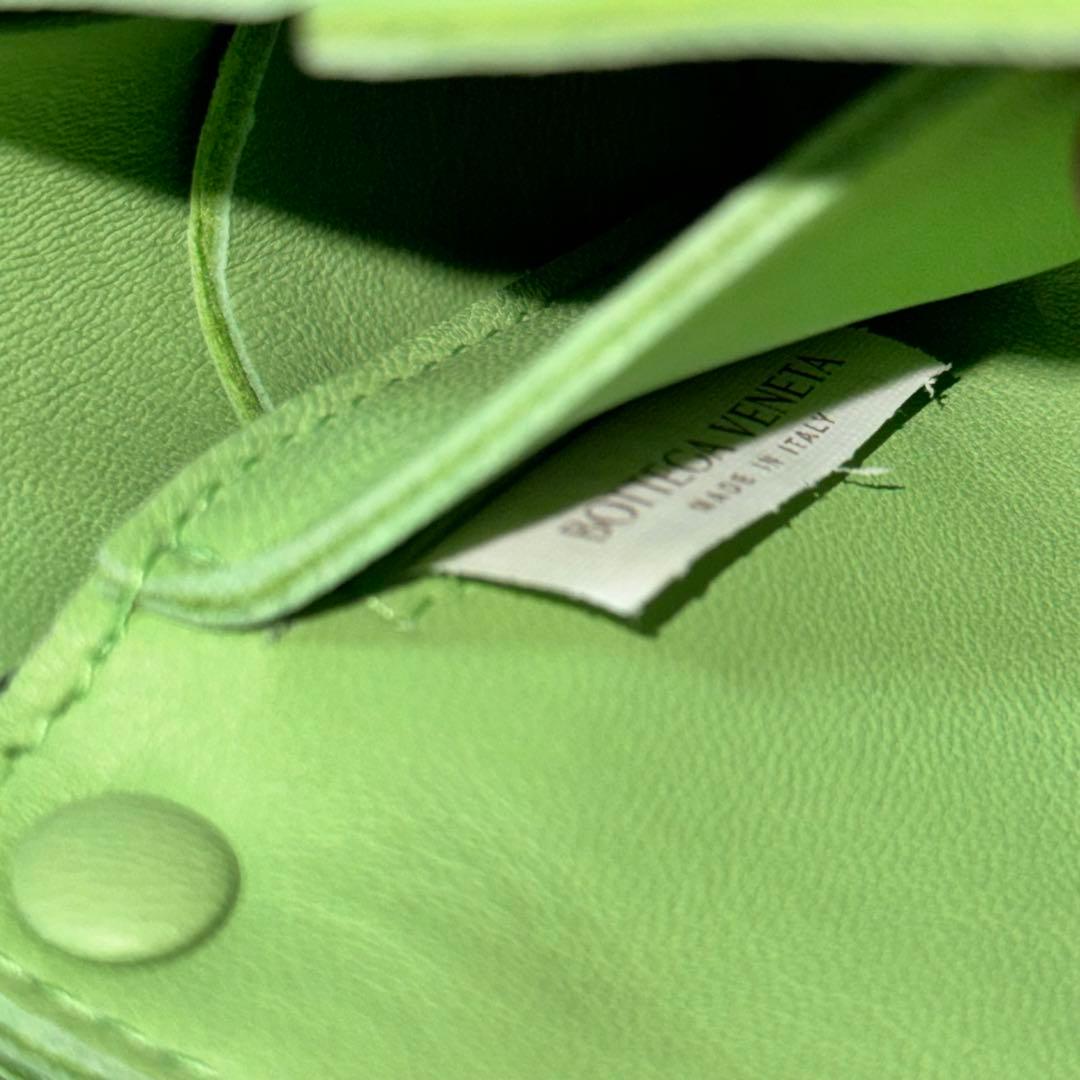 新品未使用✨ボッテガヴェネタ　カセットミニベルト　イントレチャート　ピスタチオ