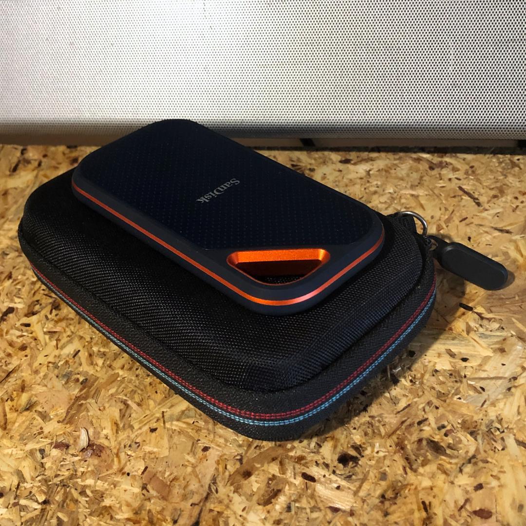 SanDisk 外付け 2TB USB 3.2 SDSSDE81-2T00