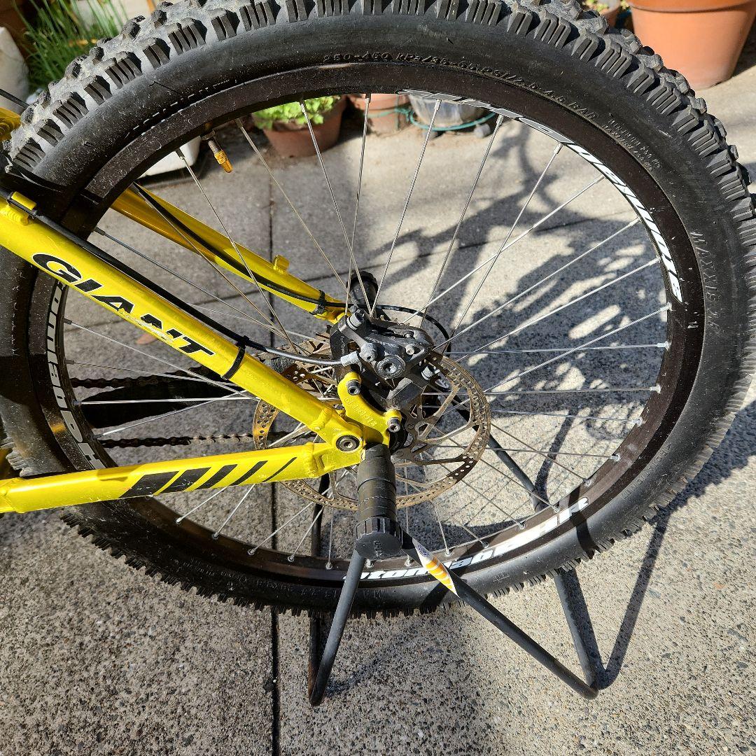 GIANT マウンテンバイク イエロー/ブラック D/H