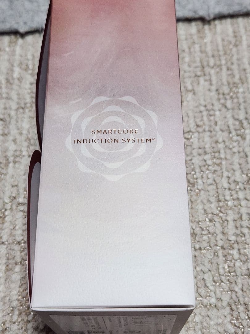 IQOS ILUMA i 2025年春限定版