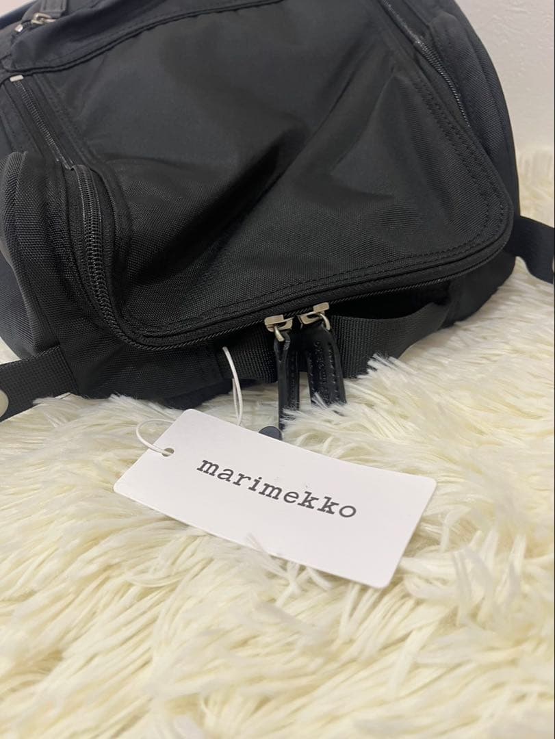 新品タグ付✨マリメッコ BUDDY バックパック リュック　黒
