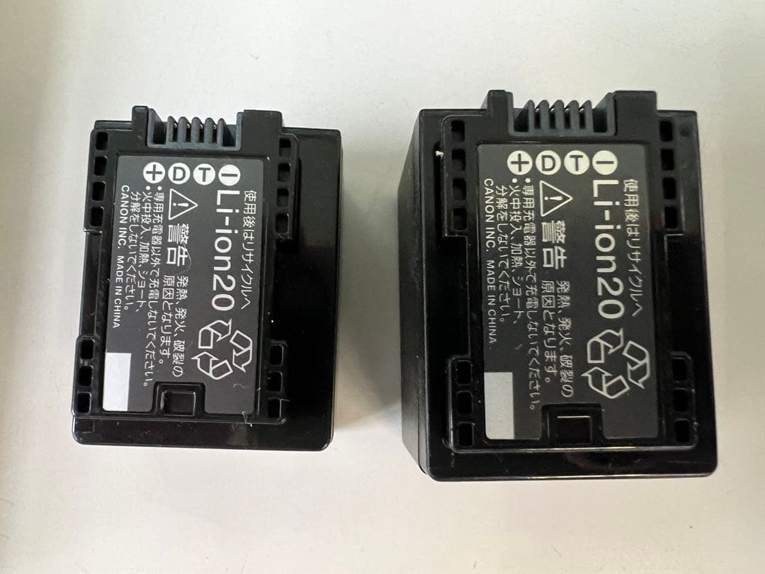 Canon IVIS HF R32 レッド バッテリー2個付き( 動作確認済)