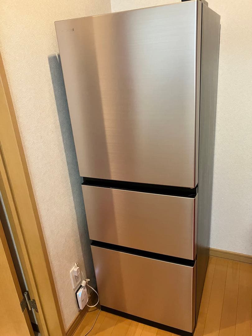 日立ノンフロン冷凍冷蔵庫　R-27SV (N)型 2023年製