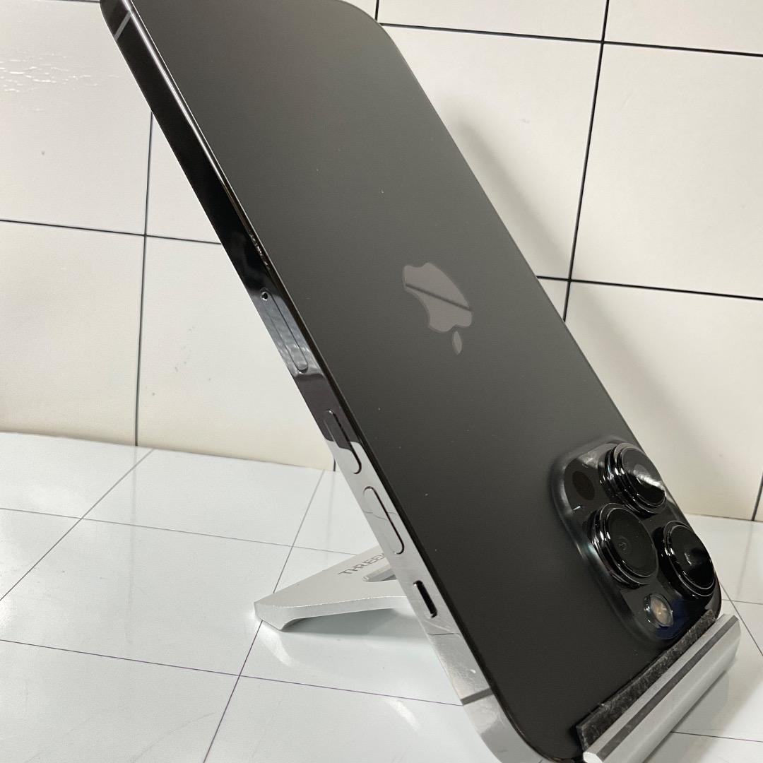 お奨め品iPhone13ProMax　128GB SIMフリーバッテリー100％