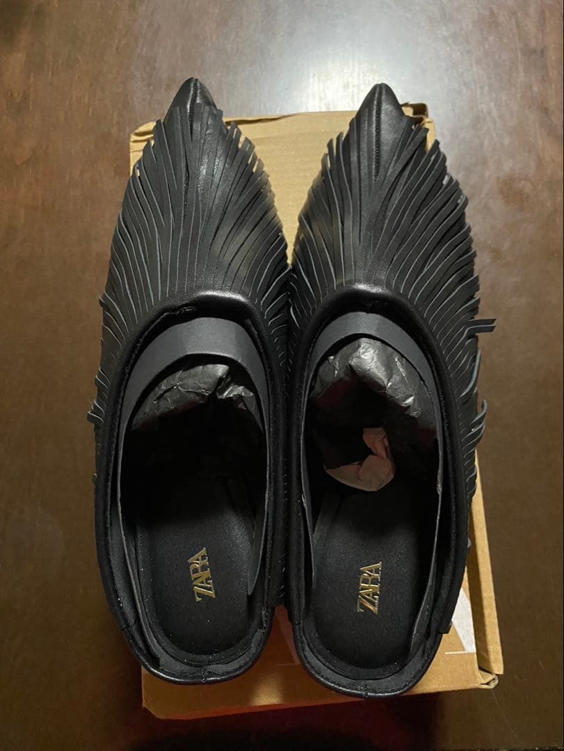 ZARA 日本完売●#レザースリングバックフリンジ　37