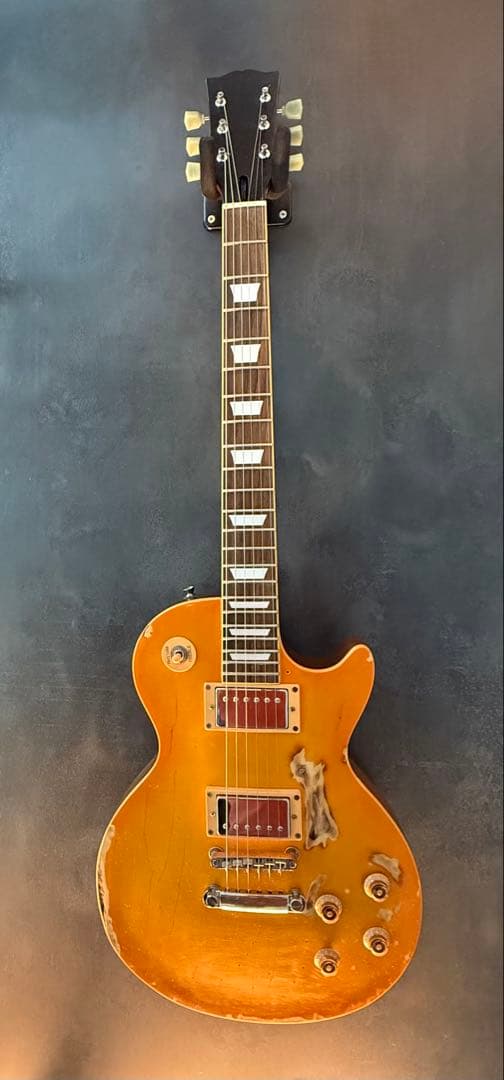 レスポールタイプ　エイジド エレキギター