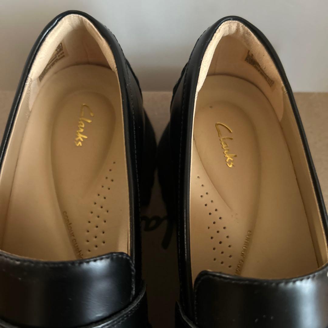 クラークス Clarks ローファー Stayso Edge 厚底 黒